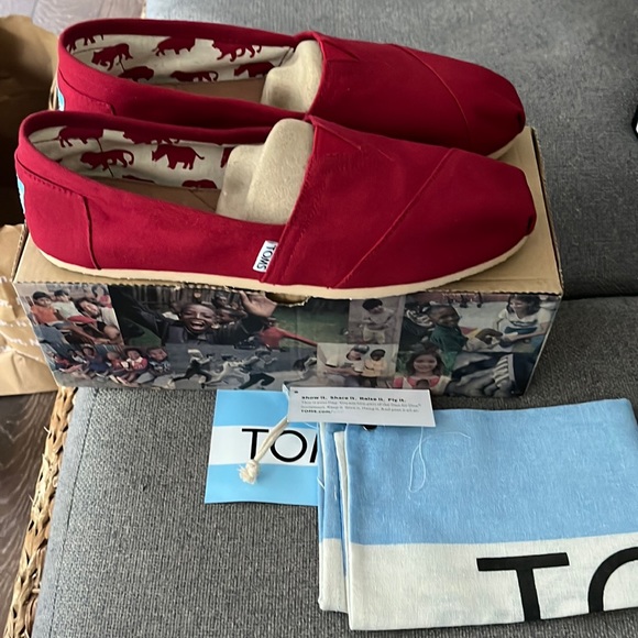 Toms Shoes - Womens Toms shoes